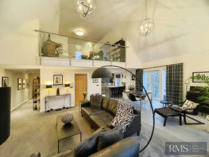 Photo 8- click for photo gallery